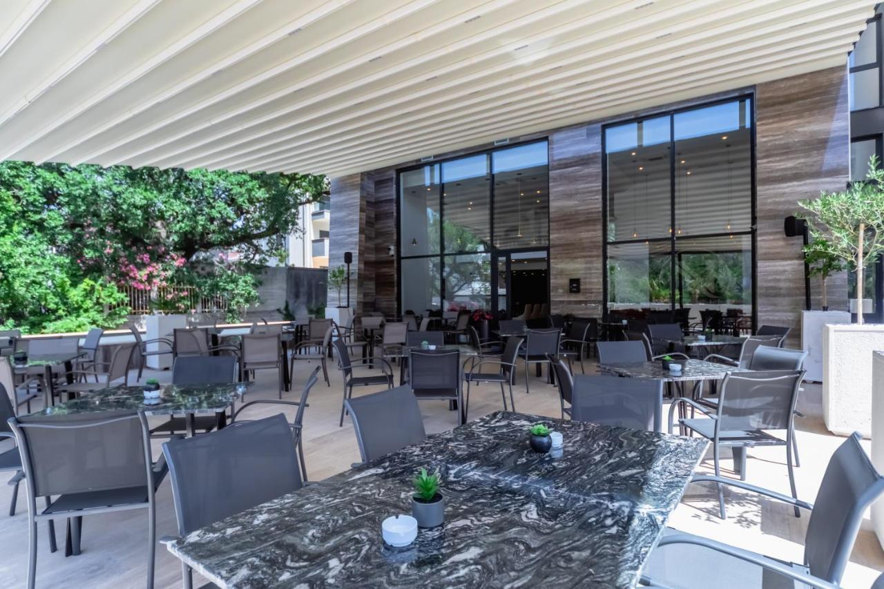 N Hotel Sutomore Eksteriør bilde